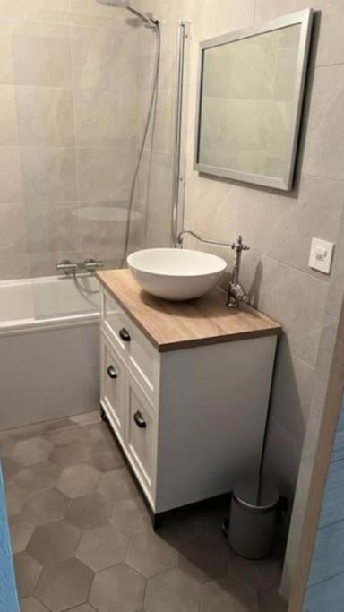 Appartement Douillet, Amenage Proche Riviera. Attalens Экстерьер фото